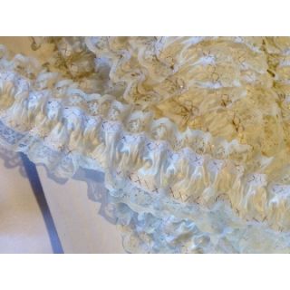Garter Lace with Gold Stitch