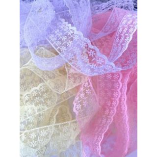 23mm Triple Daisy Lace Flat (20m)