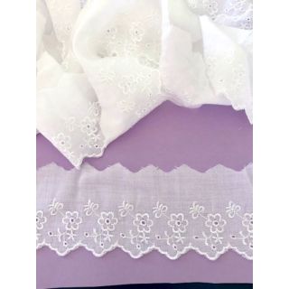 65mm White Floral Broderie (18368) Flat (20m)