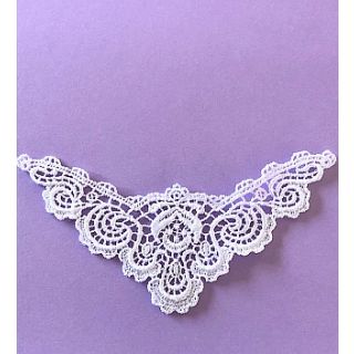 Lace Swirl Yoke Motif (White)