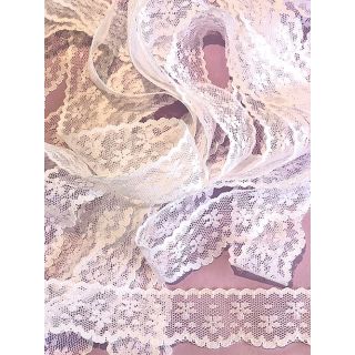 30mm White Primrose Nylon Lace (10m)
