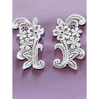 Daisy Swirl Paired Motif