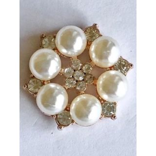30mm Pearl/Diamonte Stud (Flat Back)