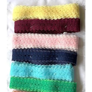 Plain Coat Hanger Lace LESS THAN HALF PRICE (50 metres)