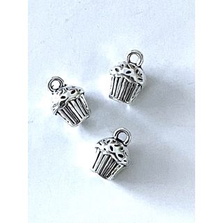 3 Cup Cake Charms