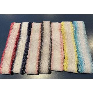 Coat Hanger Lace HALF PRICE (10 metres)